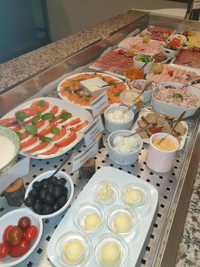 Kurparkhotel-Gemuend Екстер'єр фото