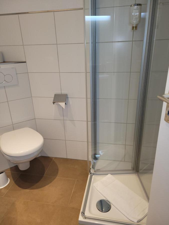 Kurparkhotel-Gemuend Екстер'єр фото
