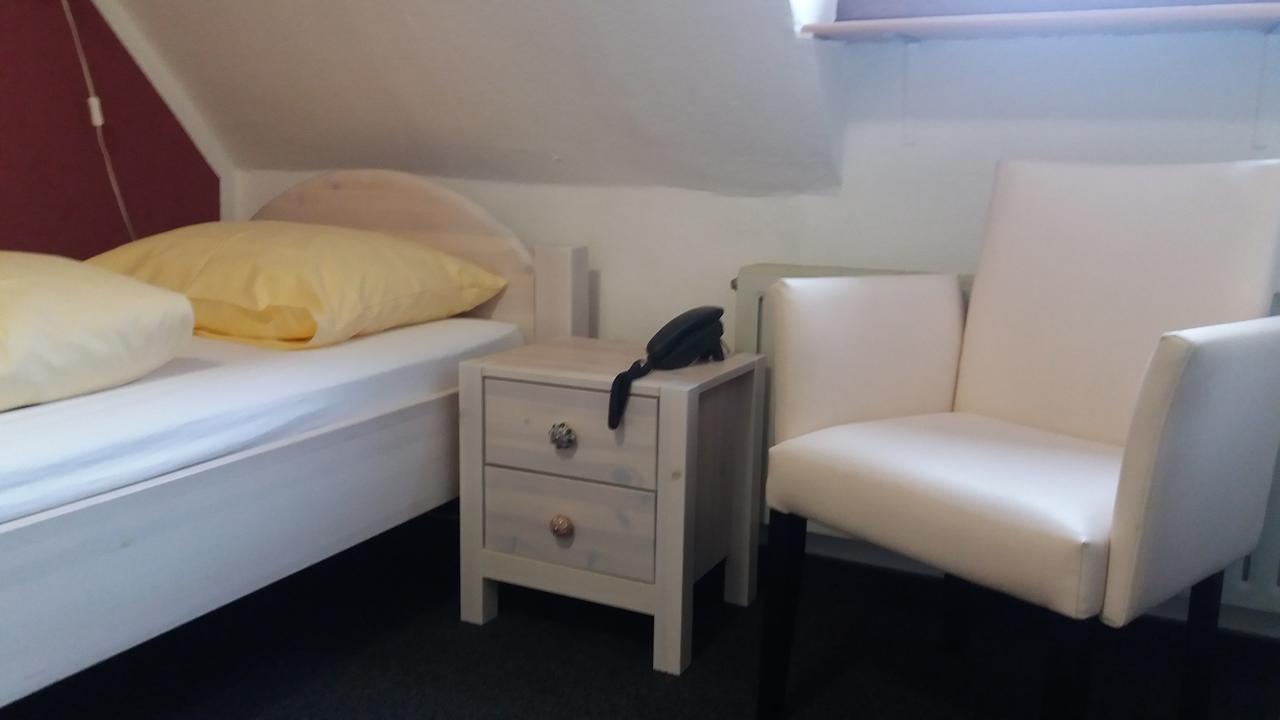 Kurparkhotel-Gemuend Екстер'єр фото