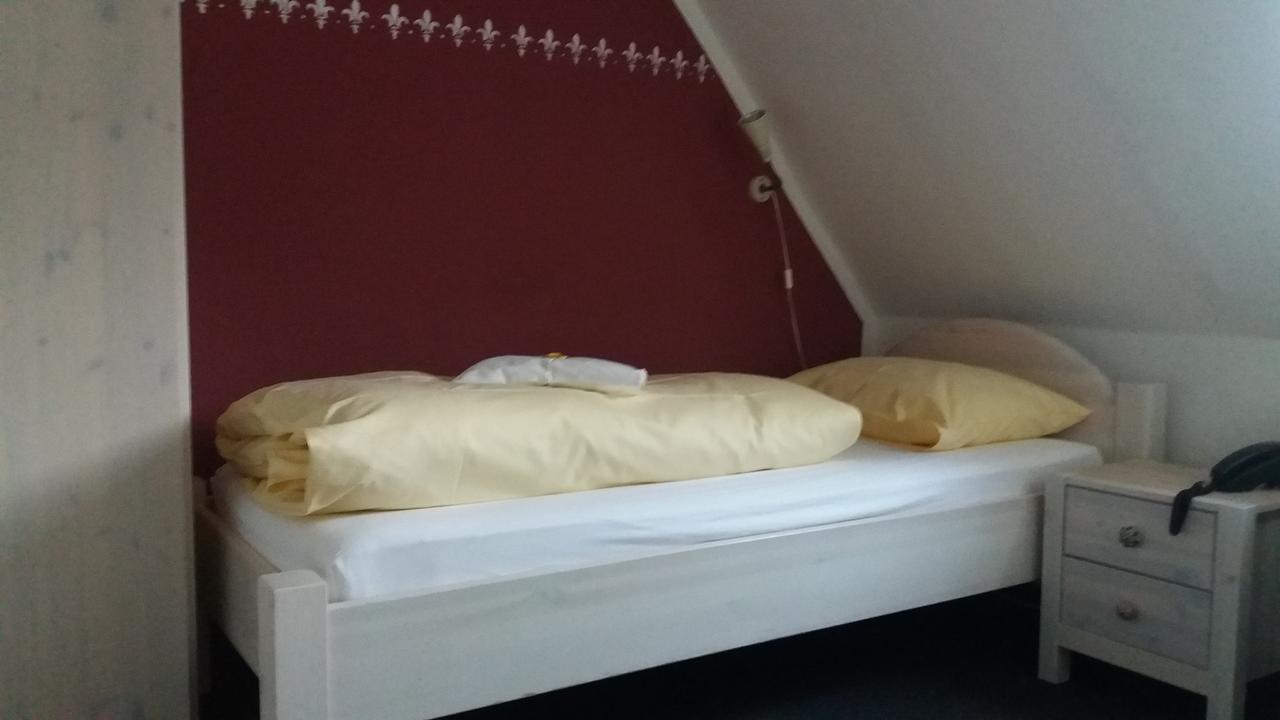 Kurparkhotel-Gemuend Екстер'єр фото